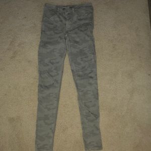 High rise camo jeggings
